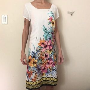❌ Floral Midi Dress